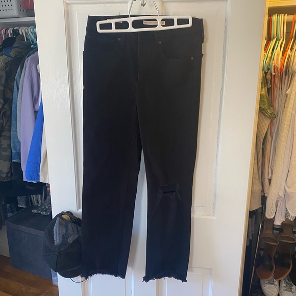 Black Levi Jeans, Size 27 - Picture 5 of 7